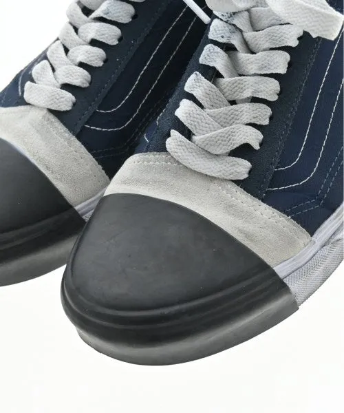 ALWAYTH Sneakers