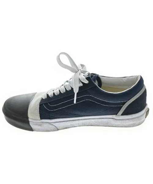 ALWAYTH Sneakers
