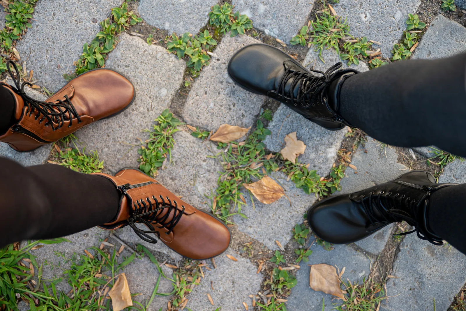 Jaya Comfort Women’s Zip-up Boots – Black