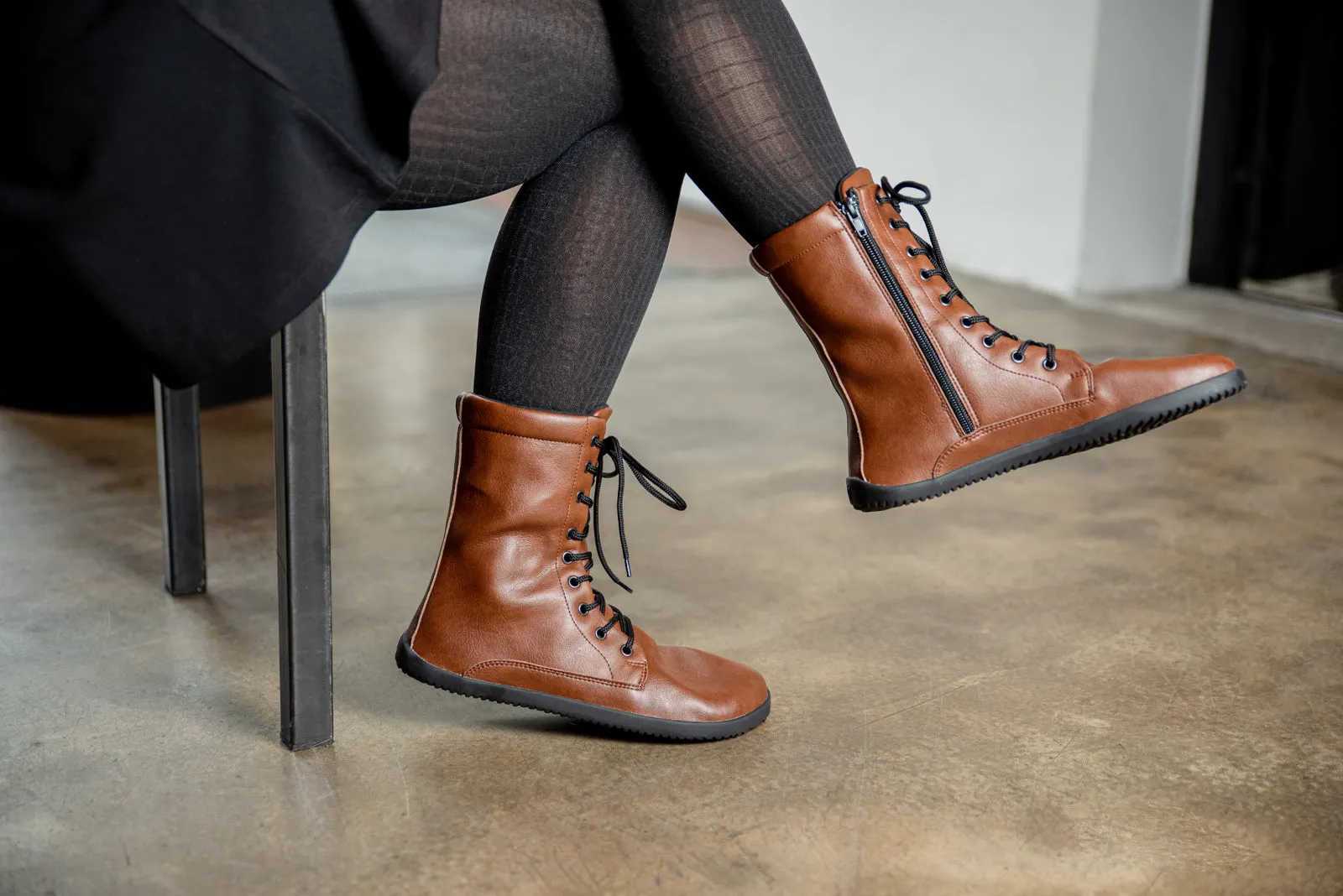 Jaya Comfort Women’s Zip-up Boots – Brown