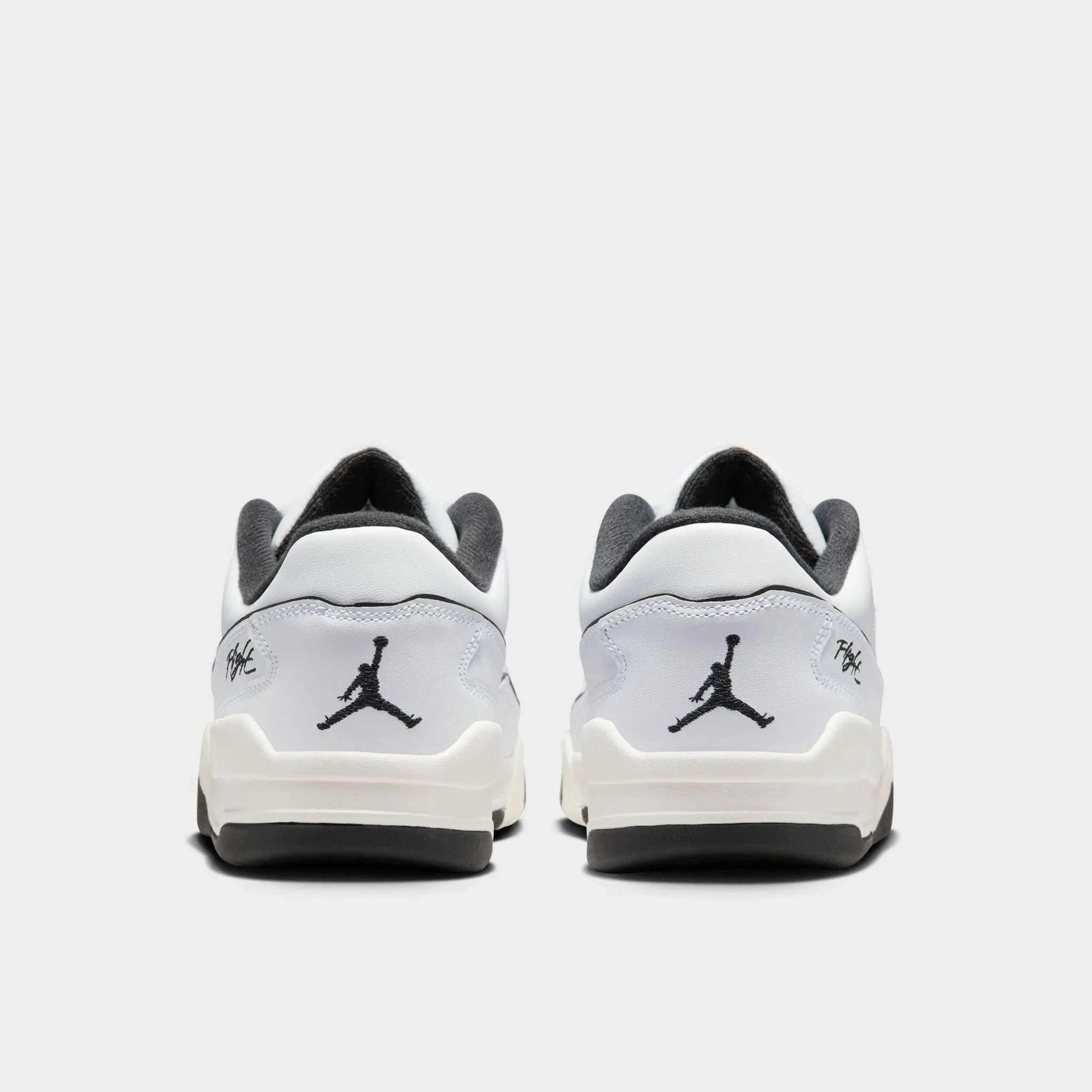 Jordan Flight Court White / Black - Sail