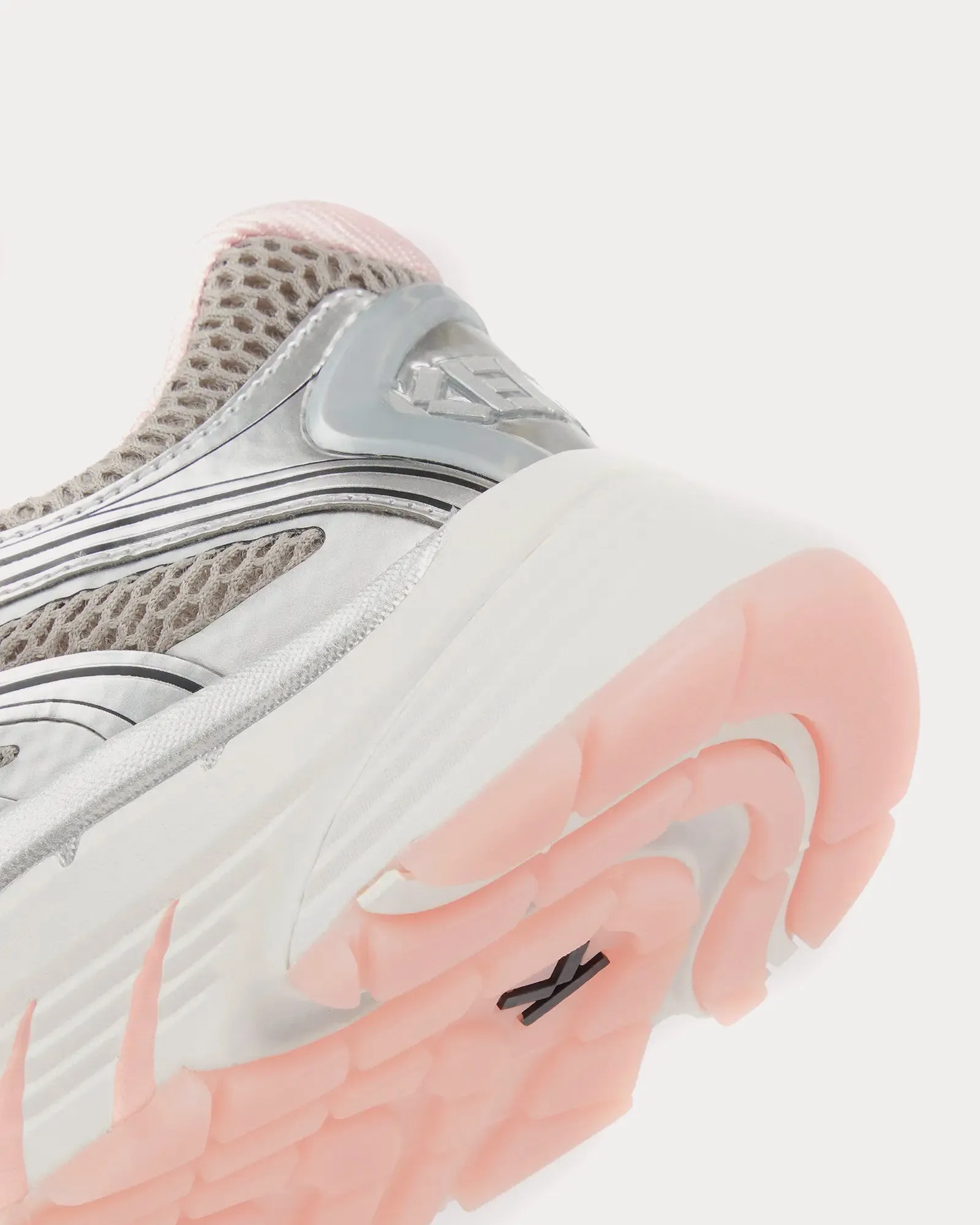 Pace Tech Runner Faded Pink Low Top Sneakers