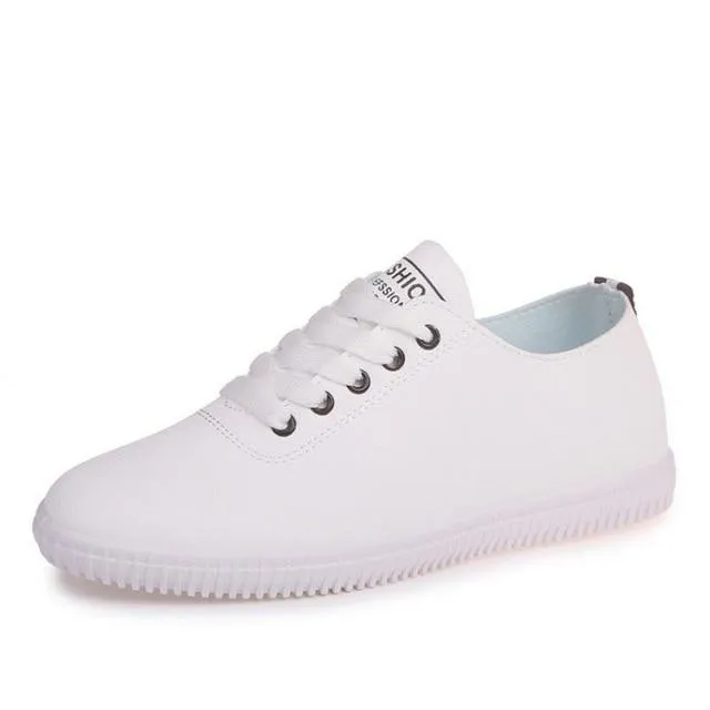 Simple and Casual Round Toe Sneakers