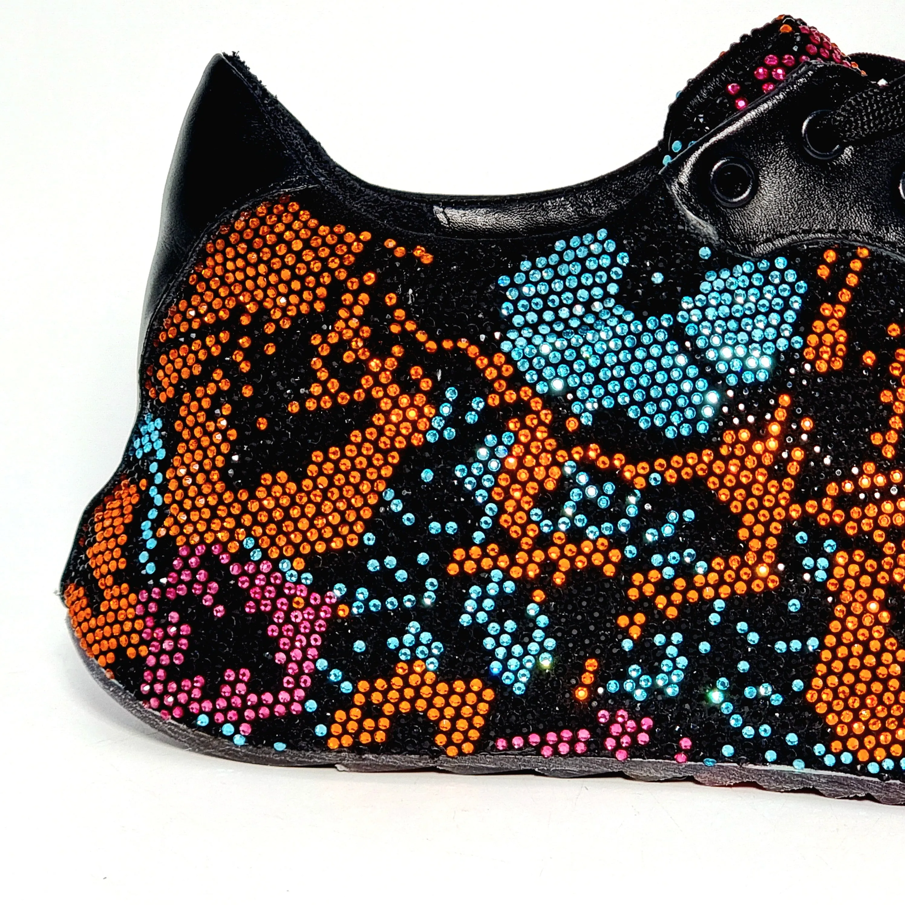 Statement Comfort Sneakers - 9300