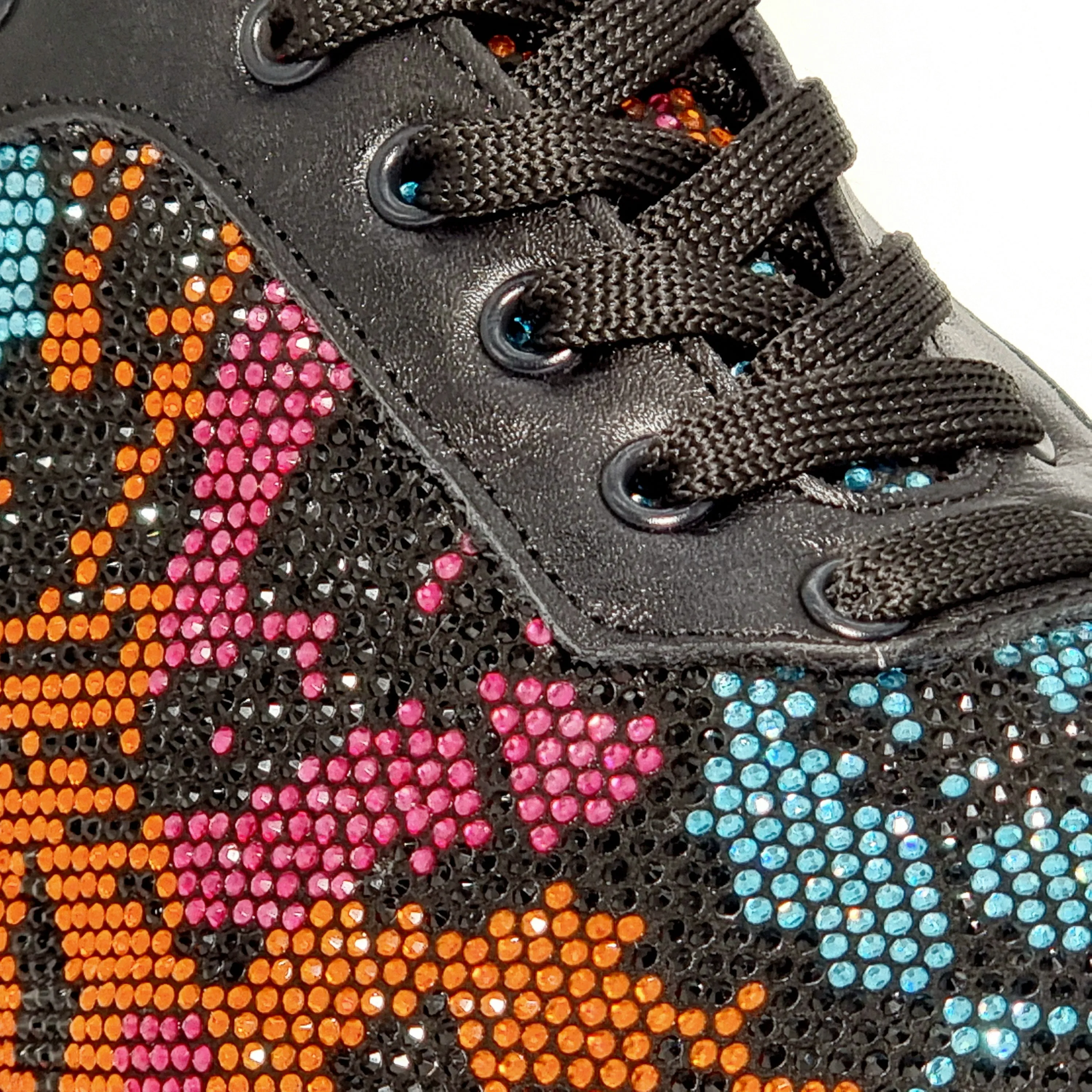 Statement Comfort Sneakers - 9300