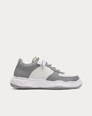Wayne OG Sole Grey / White Low Top Sneakers
